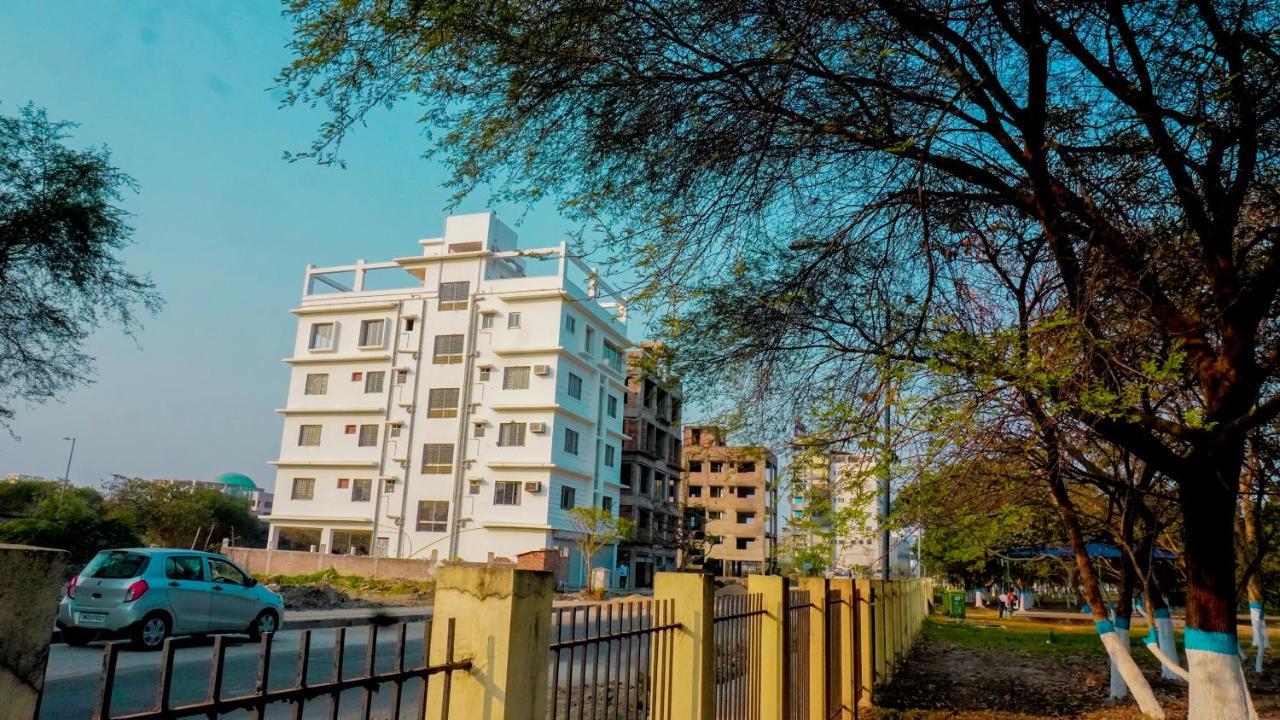 The Bliss Hotel Kolkata Exterior photo